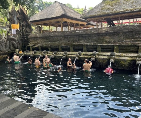 Balinese purification ritual2