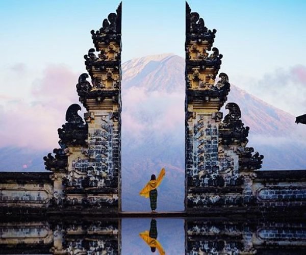 Lempuyang Temple1